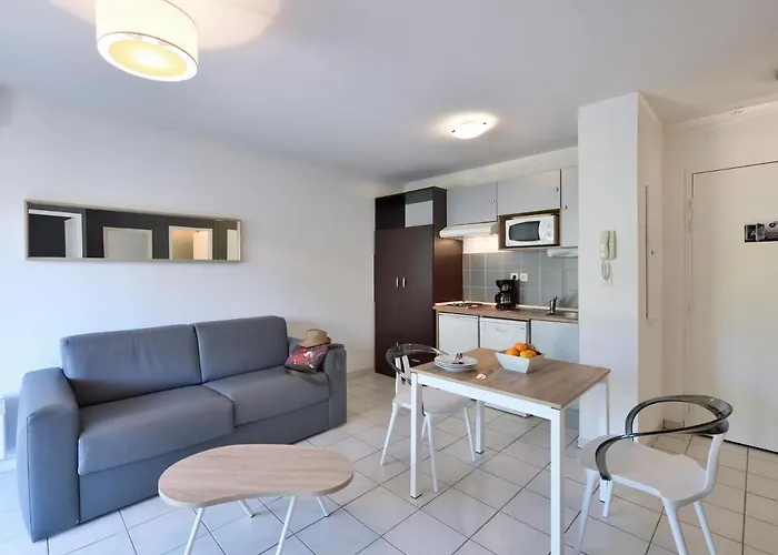 Le Jardin De Babylone Réservé Aux Couples Uniquement Hotel Agde