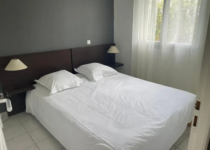 Le Jardin De Babylone Réservé Aux Couples Uniquement Agde