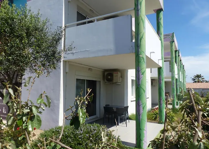 Hotel Le Jardin De Babylone Réservé Aux Couples Uniquement Agde