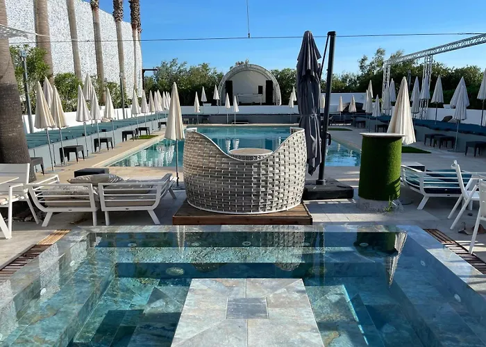 Le Jardin De Babylone Réservé Aux Couples Uniquement Hotel