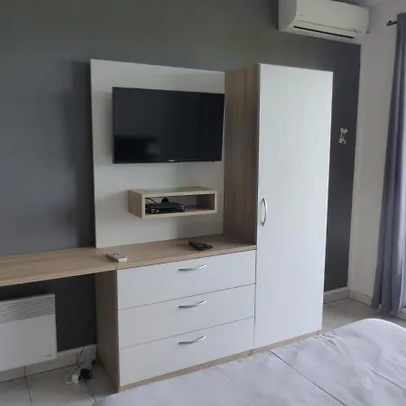 Hotel Le Jardin De Babylone Festive & Naturiste 