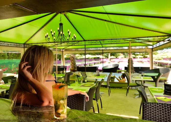 Le Jardin De Babylone Festive & Naturiste 