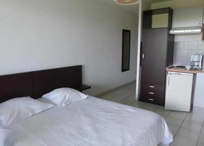 Hotel Le Jardin De Babylone Festive & Naturiste 