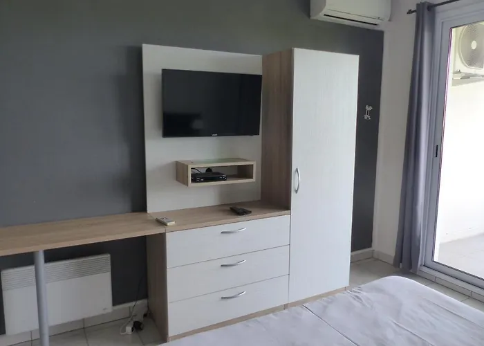 Hotel Le Jardin De Babylone Festive & Naturiste 