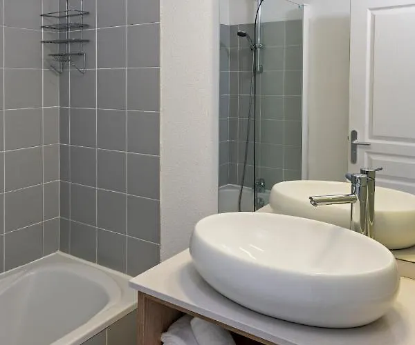 Hotell Le Jardin De Babylone Festive & Naturiste 